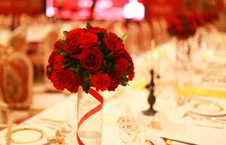 優(yōu)質(zhì)的年會(huì)策劃企業(yè)是怎樣實(shí)現(xiàn)年會(huì)演出策劃？